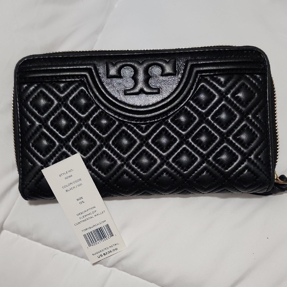 Tory Burch Black Quilted Wallet - Picture 1 of 5
